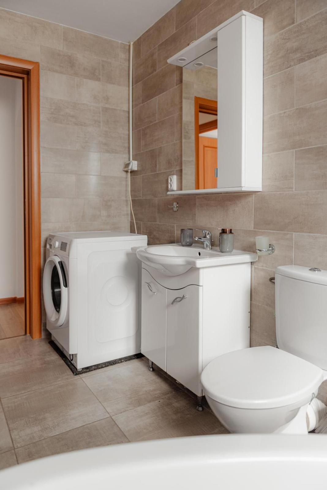 Heart Of Downtown 3 Rooms Apartment Self Check In Bucureşti Exterior foto
