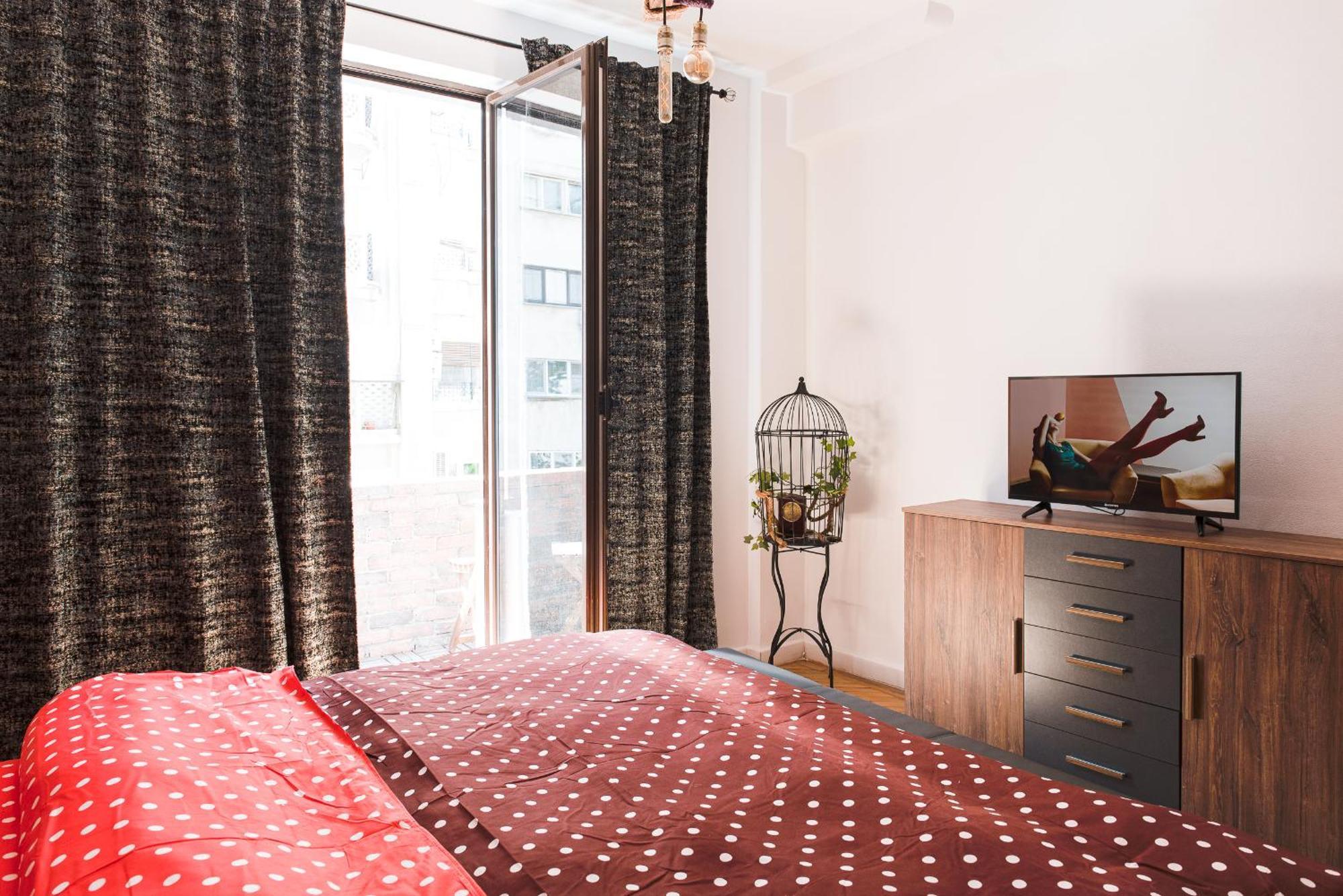 Heart Of Downtown 3 Rooms Apartment Self Check In Bucureşti Exterior foto